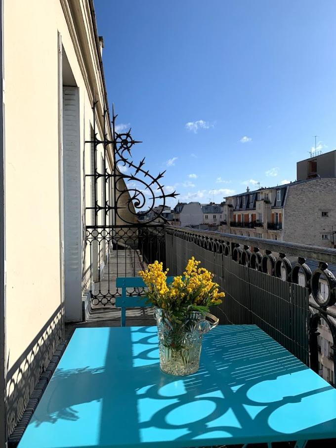 Elegant Near The Eiffel Tower And Invalides * Parijs